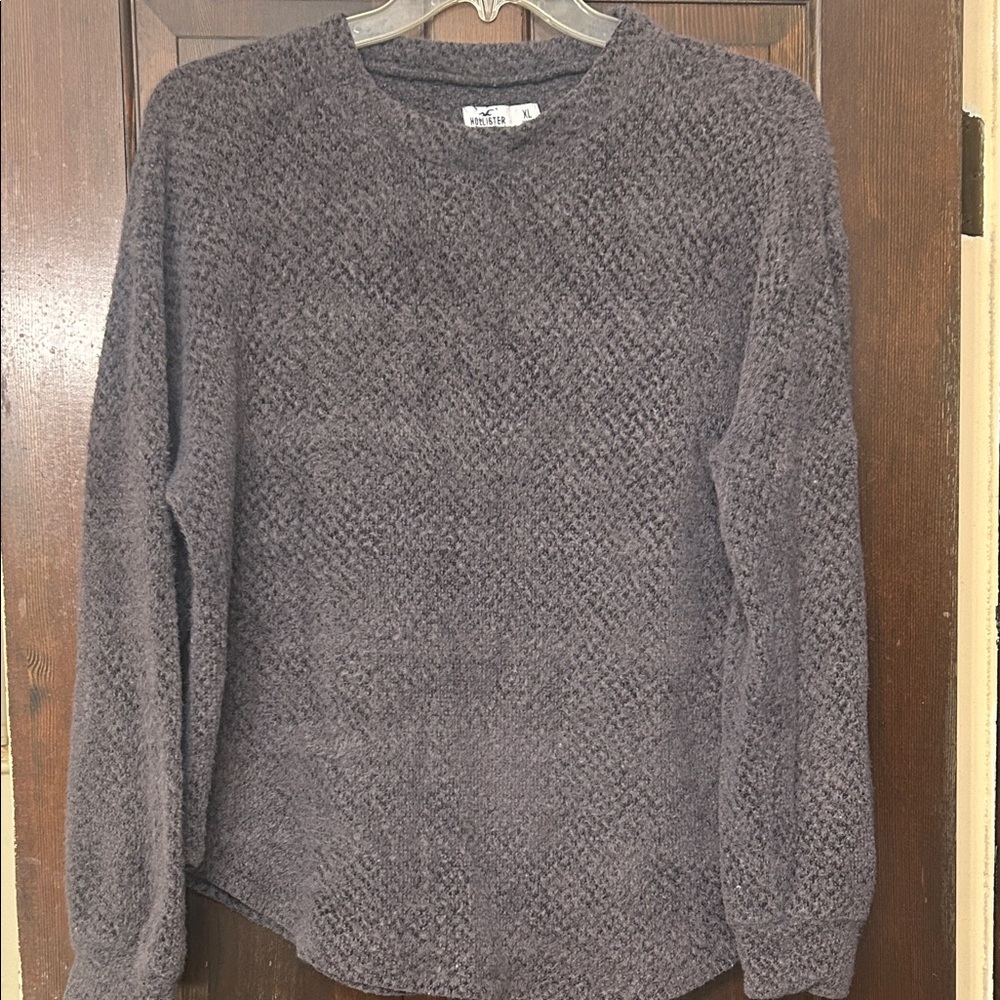 Hollister Gray Sweater, Size XL.